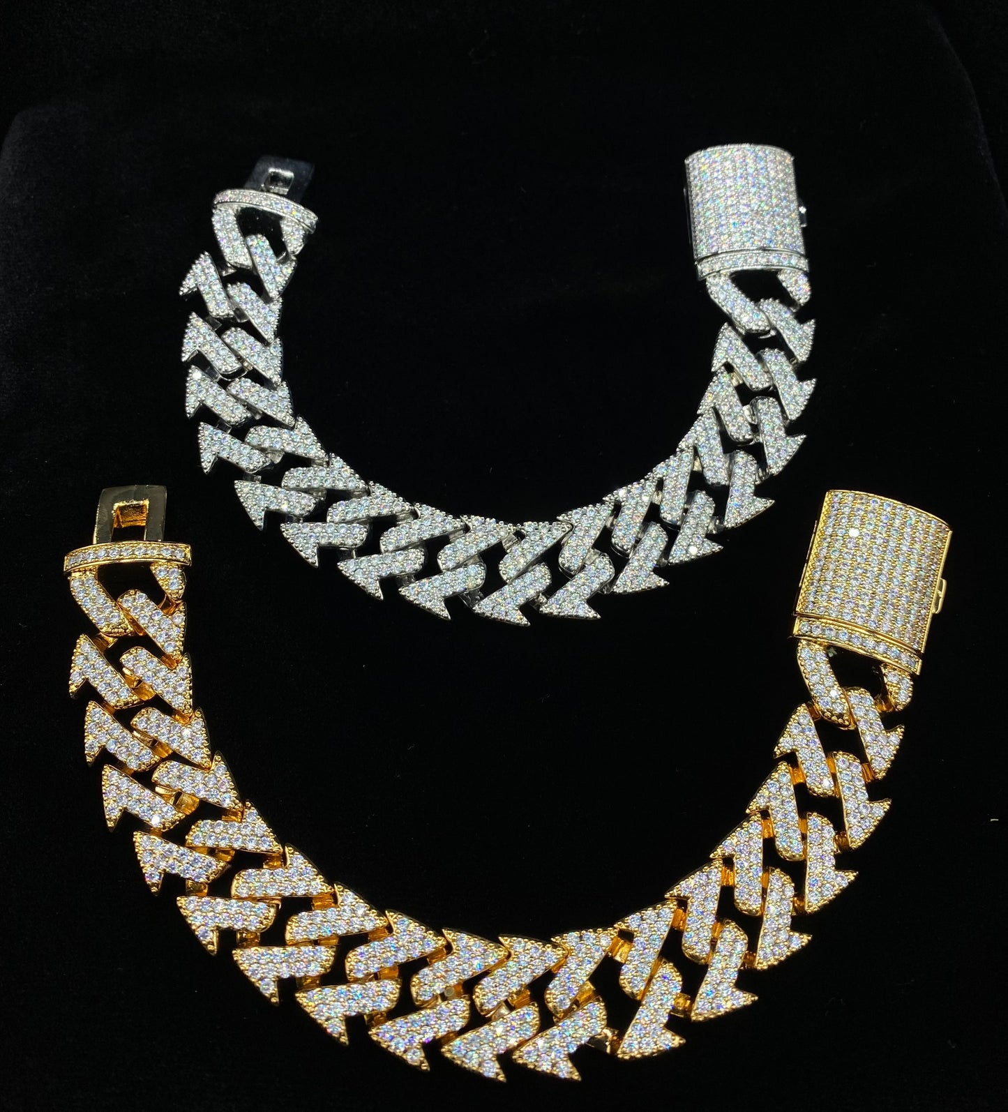 Charmbox Men Zorrow Cuban bracelet gold and silver plated iced out