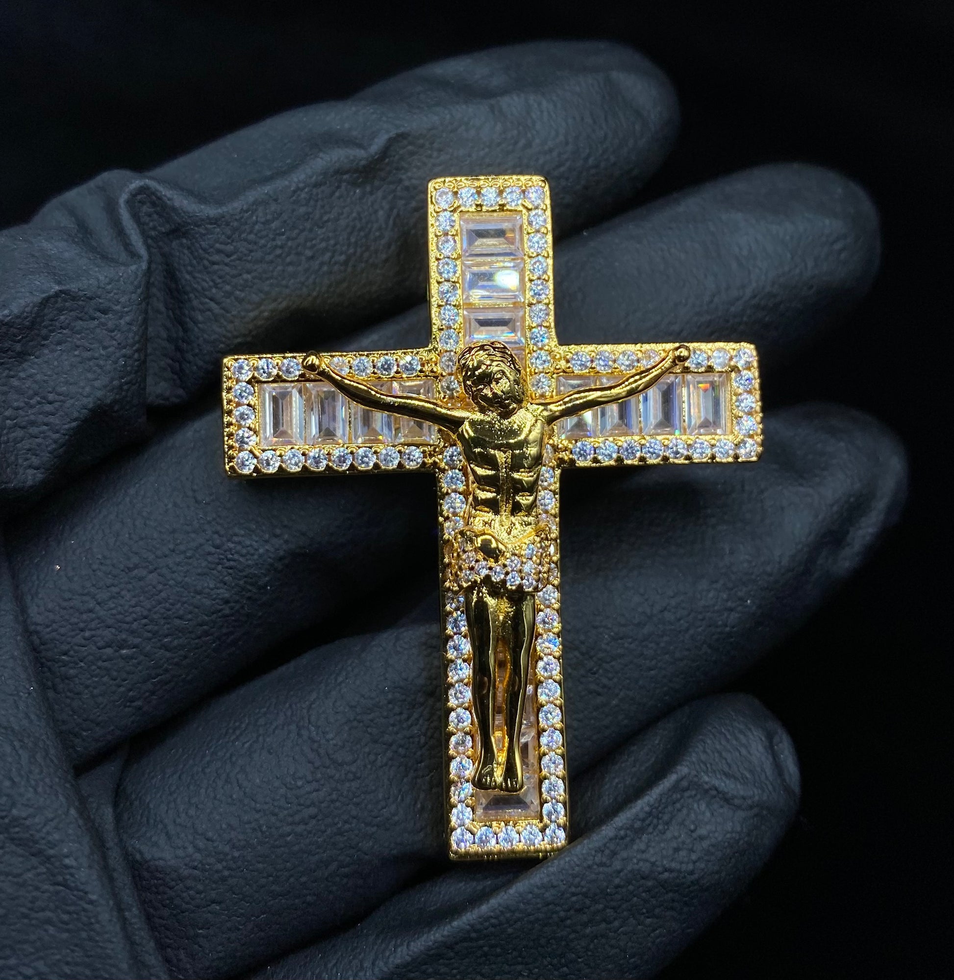 Jesus cross pendant worn on chain by Charmbox Men