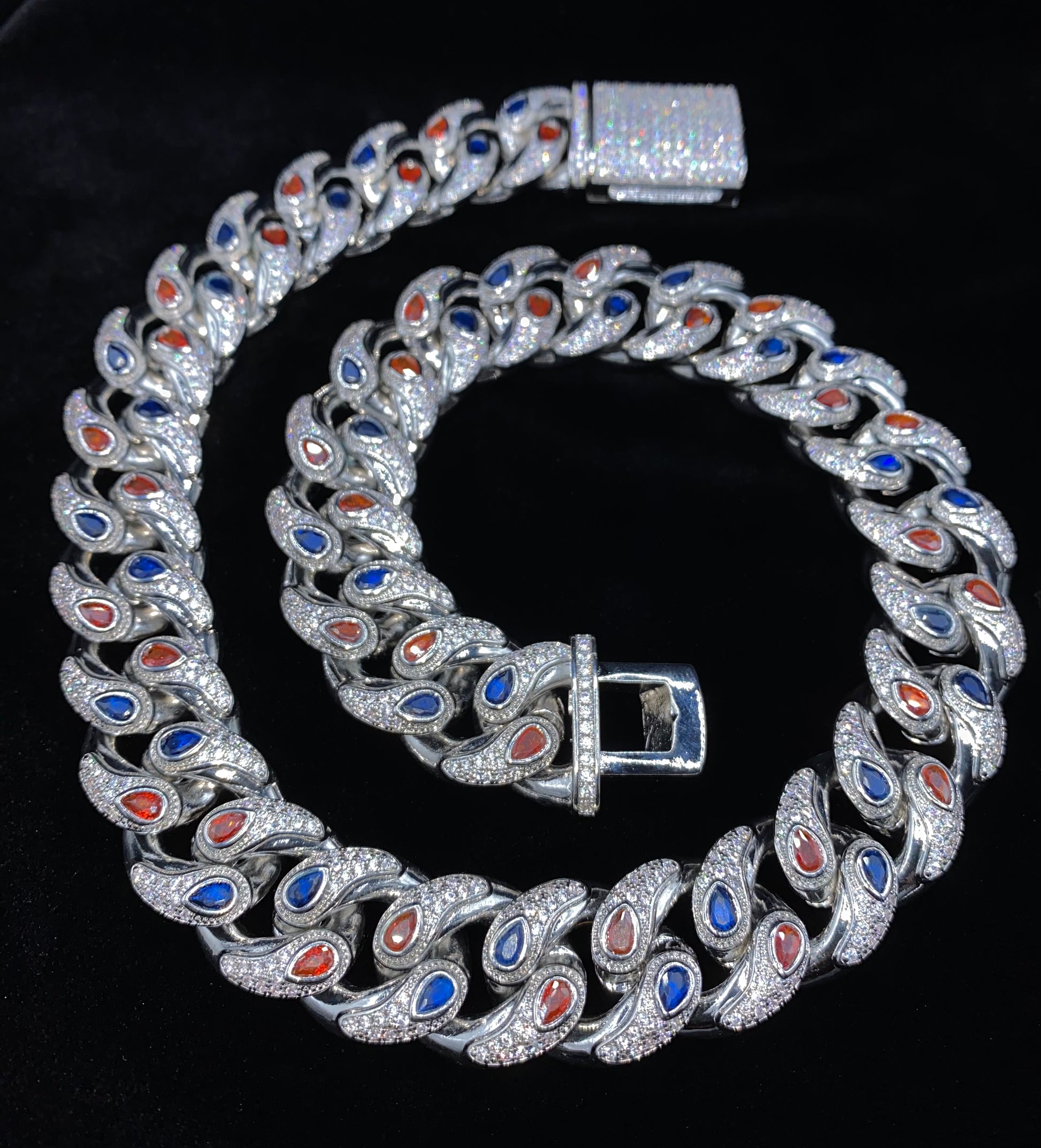 Scorpion Cuban chain silver plated worn by model, Charmbox Men