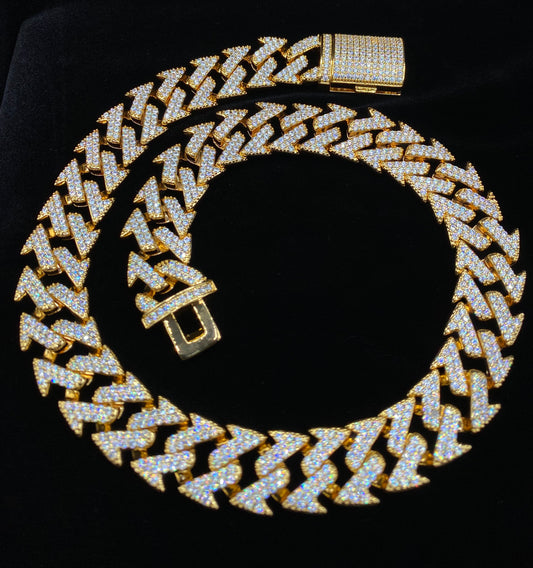 Charmbox Men Zorrow Cuban chain gold plated iced out necklace
