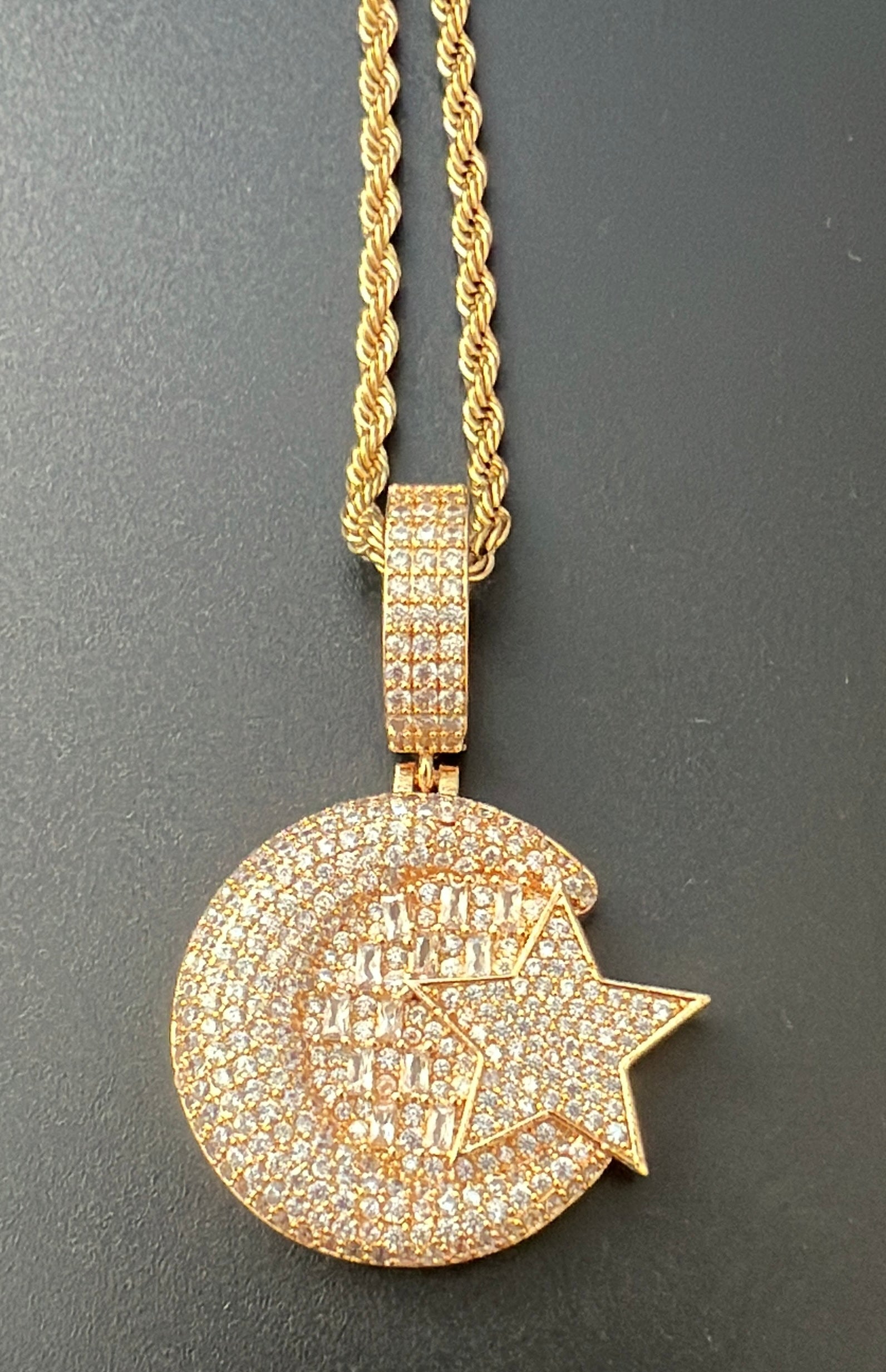 Charmbox Men moonstar pendant gold plated cubic zirconia necklace
