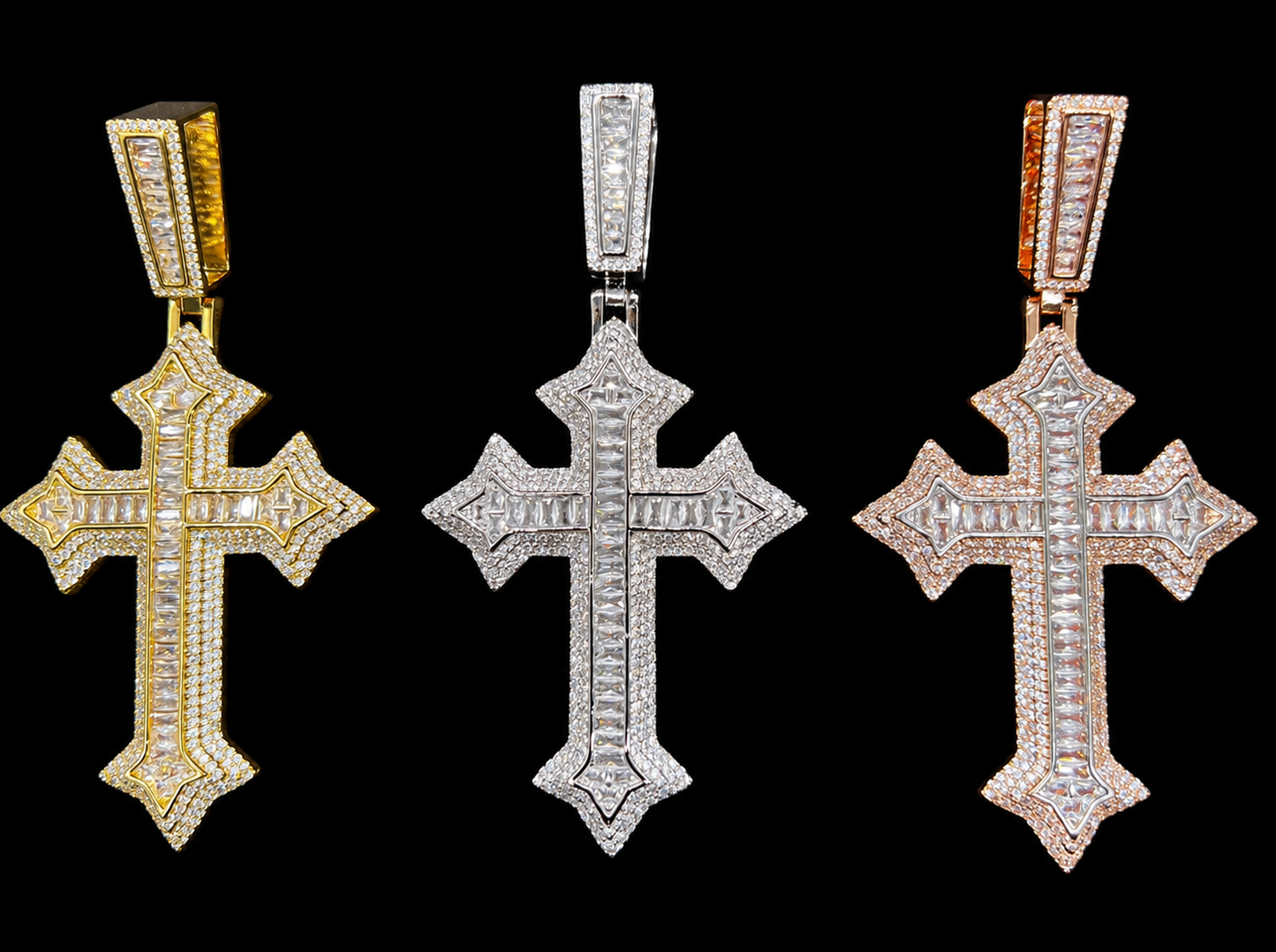 Charmbox Men King cross pendant gold plated cubic zirconia