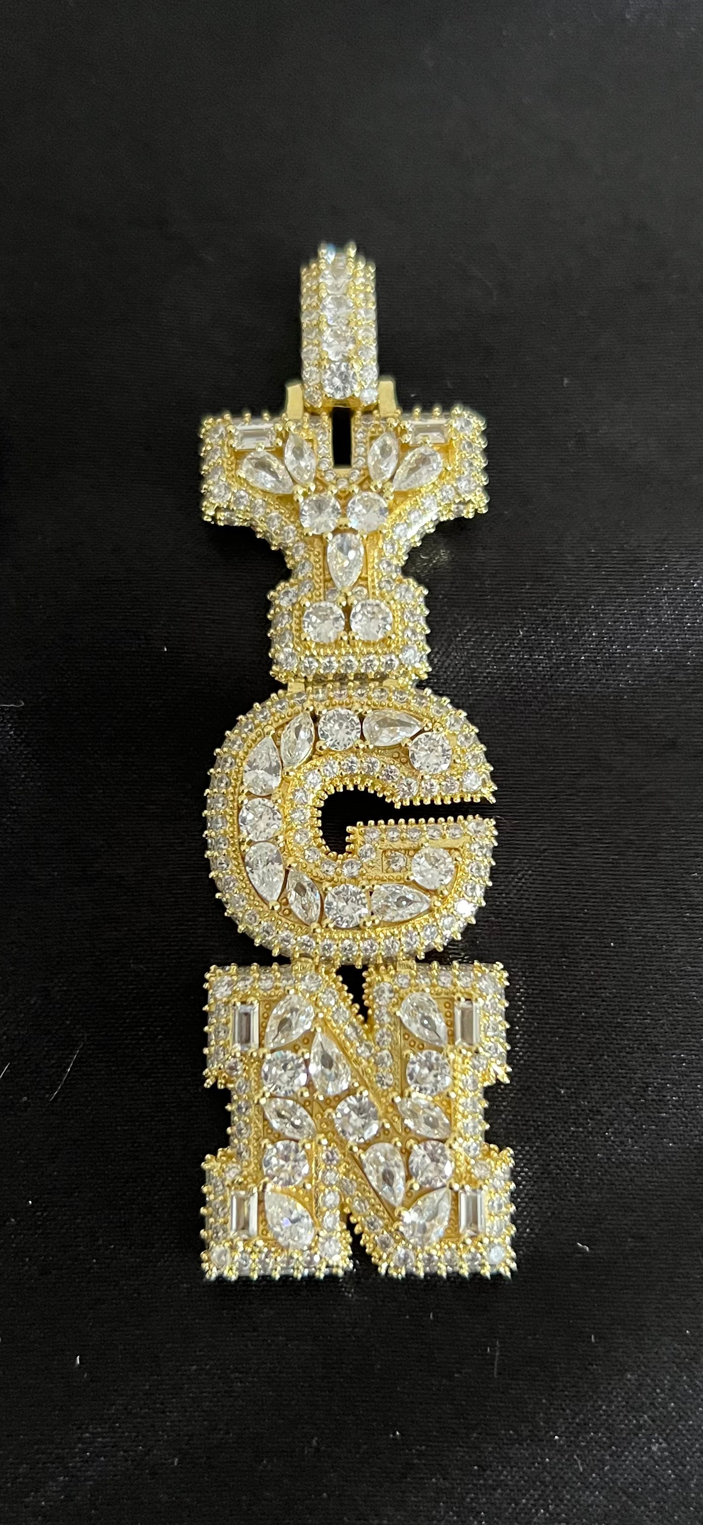 All Star custom vertical pendant close up detail