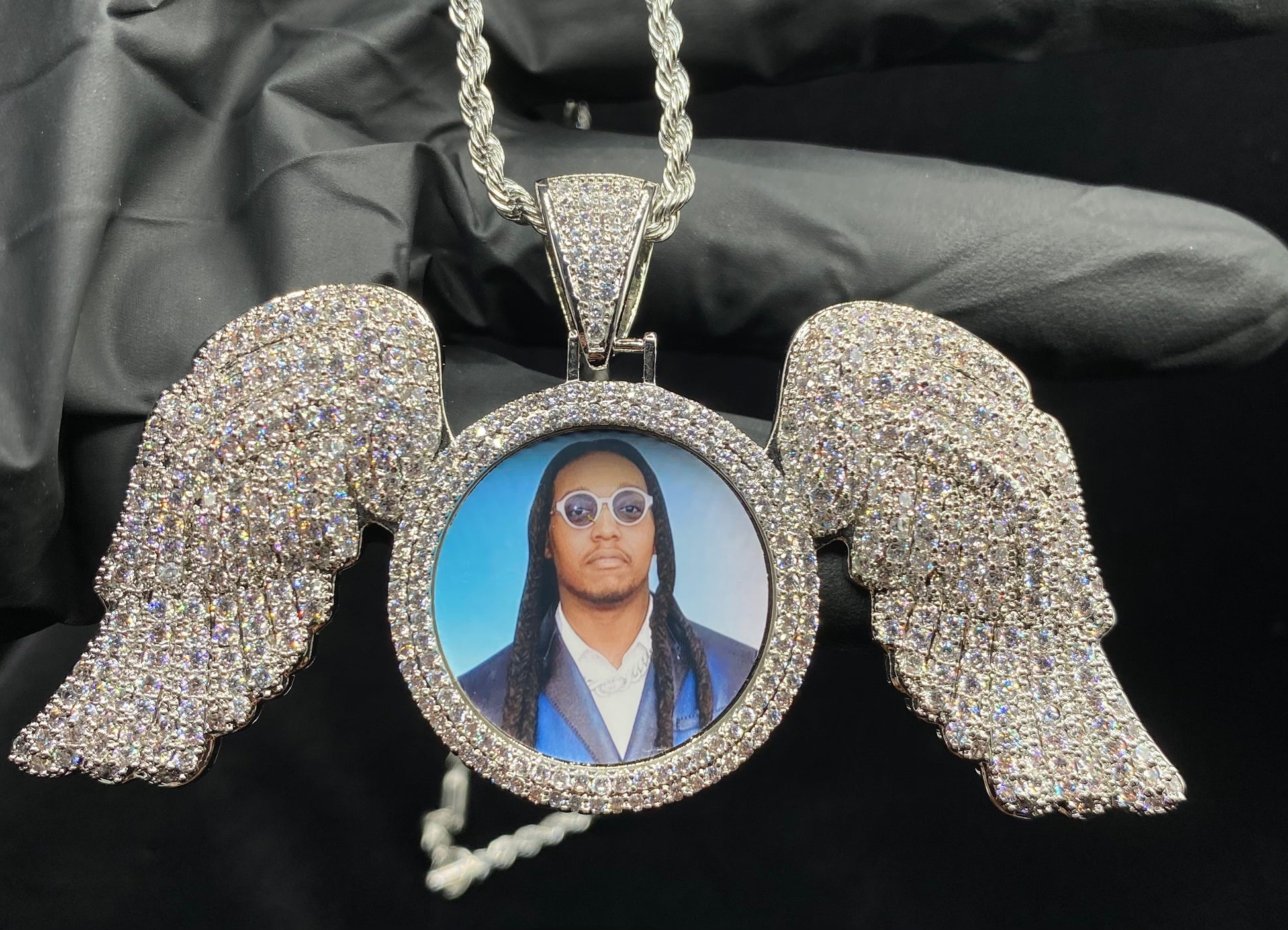 Fallen Angel picture pendant rose gold plated custom necklace