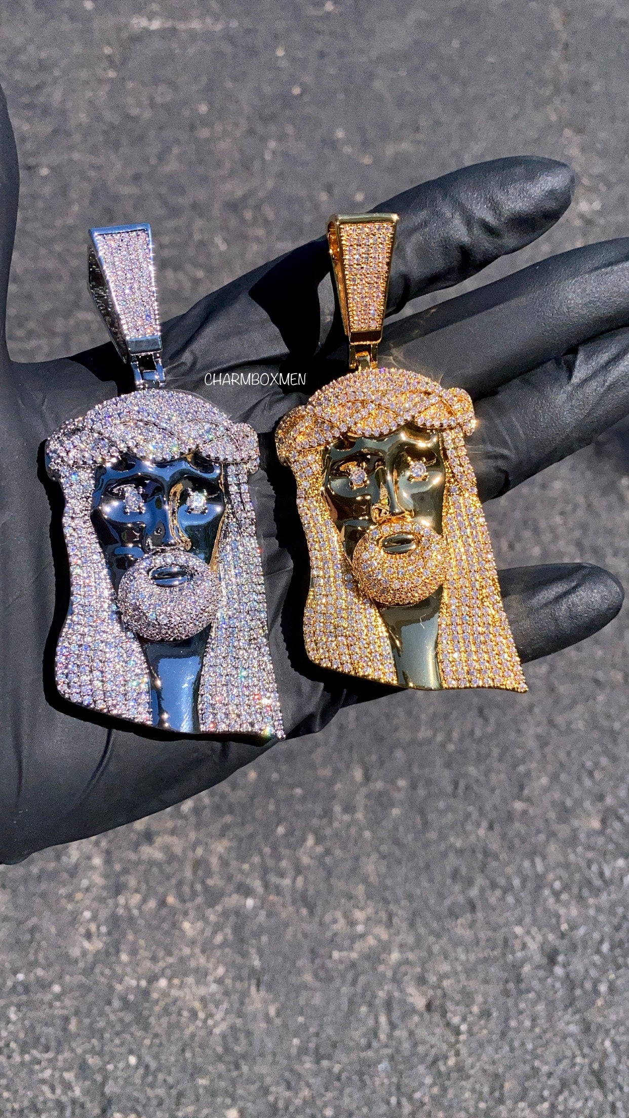 Charmbox Men iced out Jesus head pendant gold plated cubic zirconia