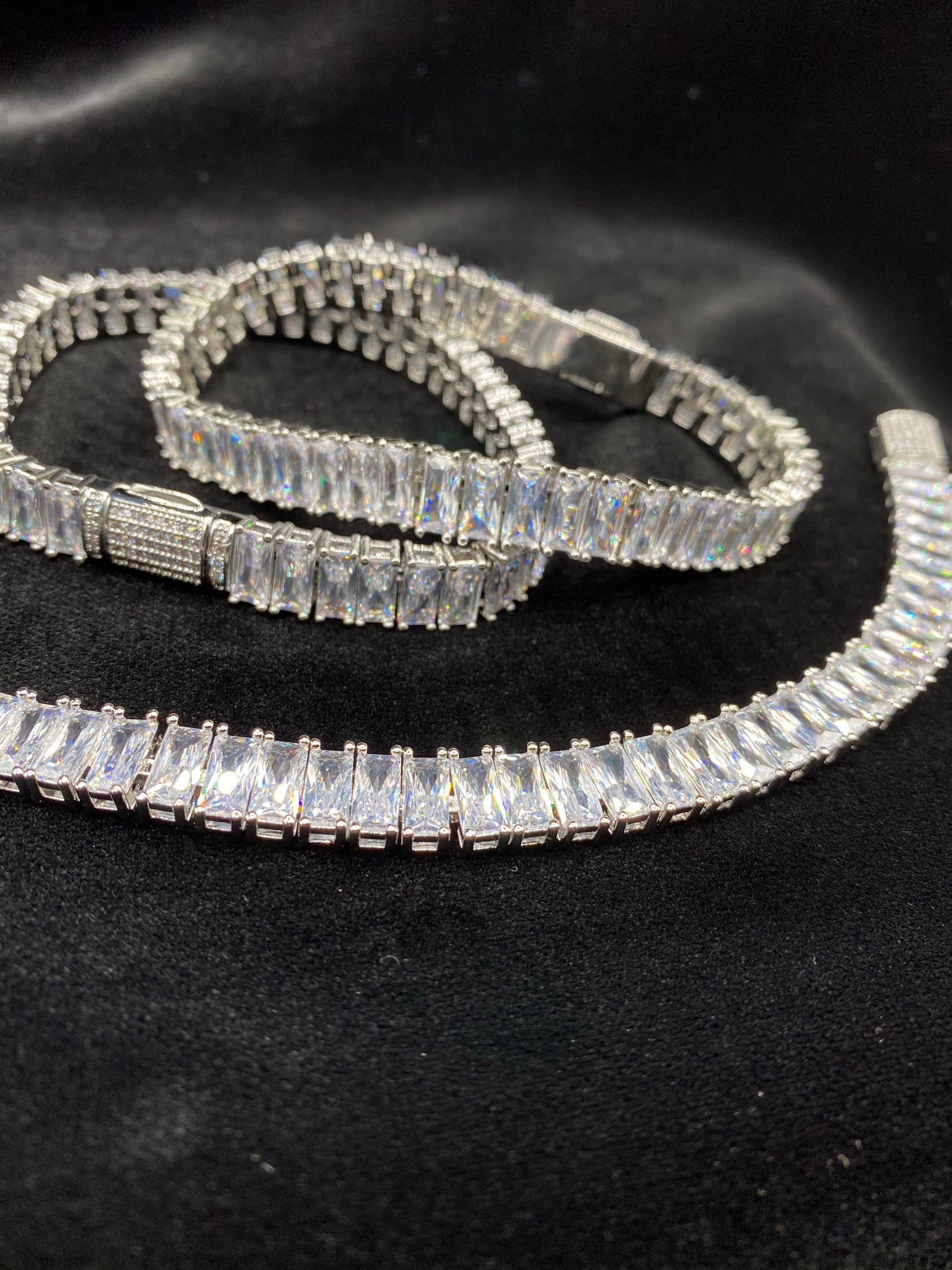 Baguette herringbone bracelet silver plated bold design