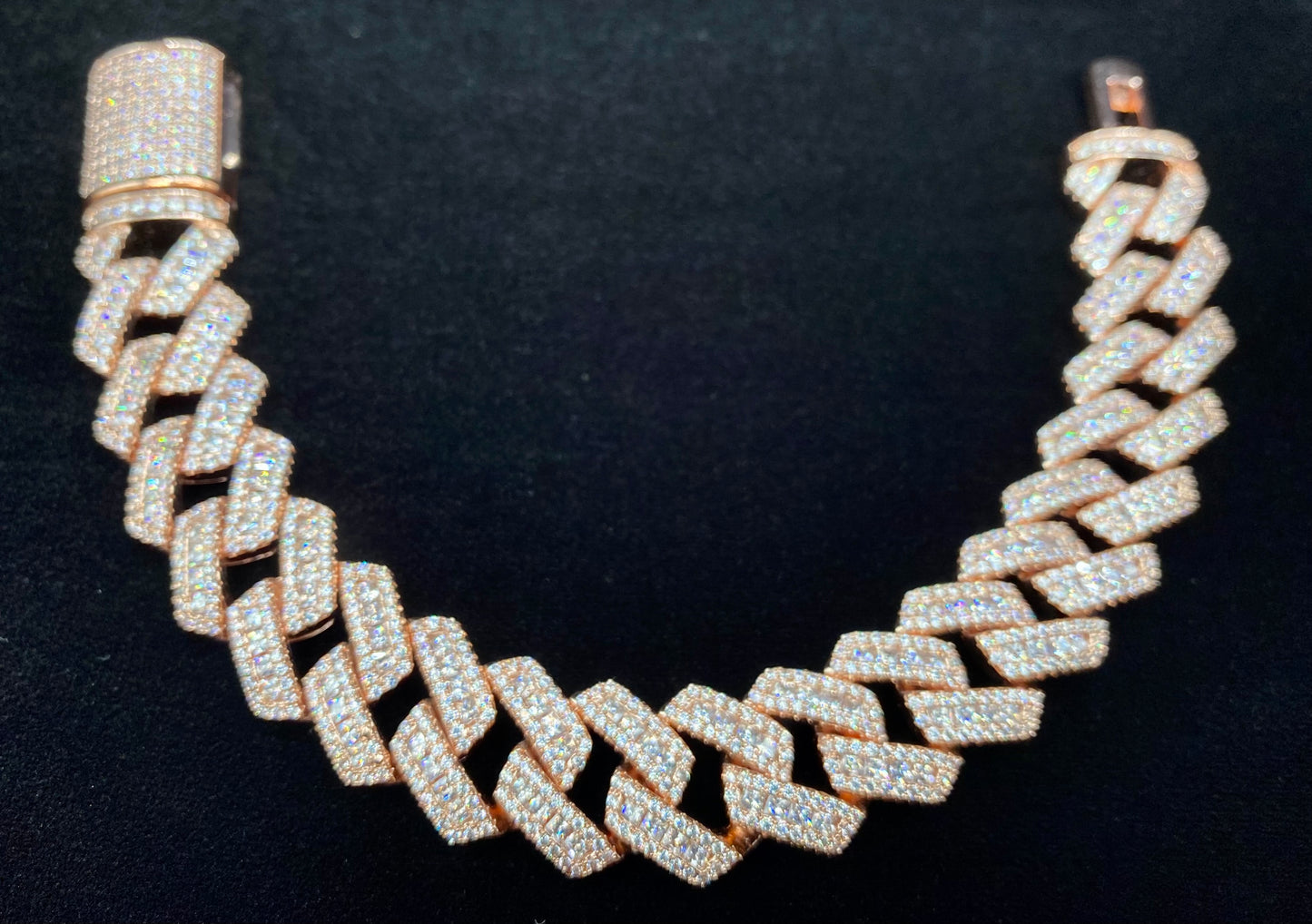 Flossy Baguette Cuban Bracelet