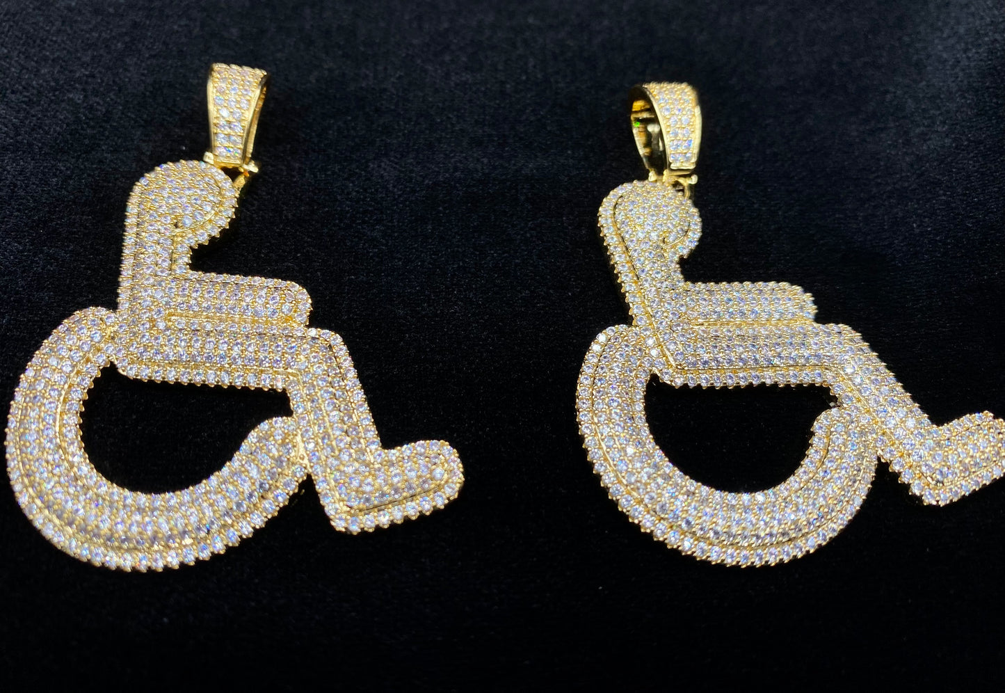 Wheelchair pendant silver plated iced out necklace