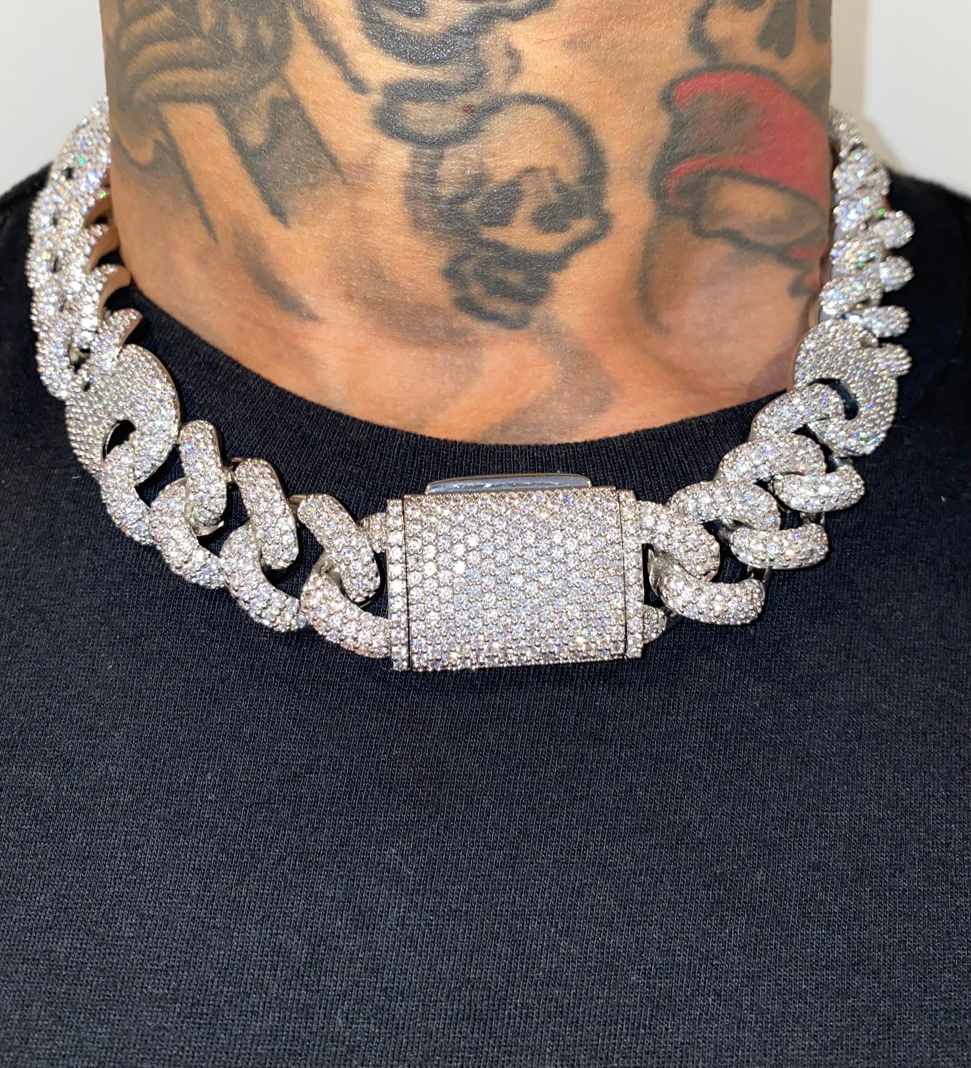 Charmbox Men GG Cuban chain 18mm gold plated iced out necklace