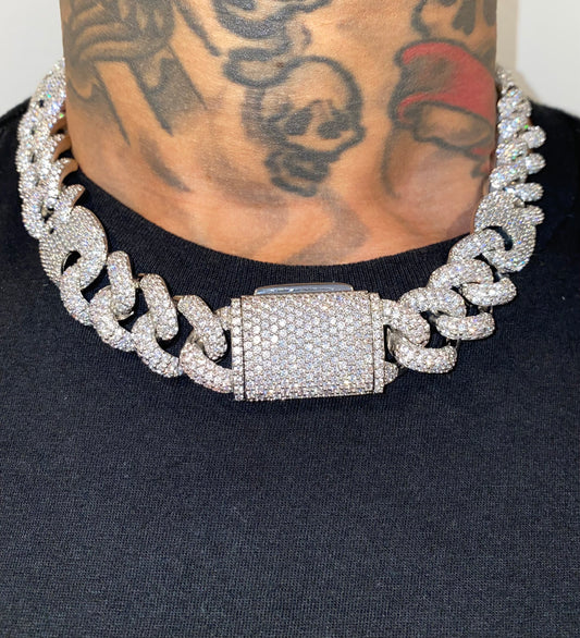 Charmbox Men GG Cuban chain 18mm gold plated iced out necklace