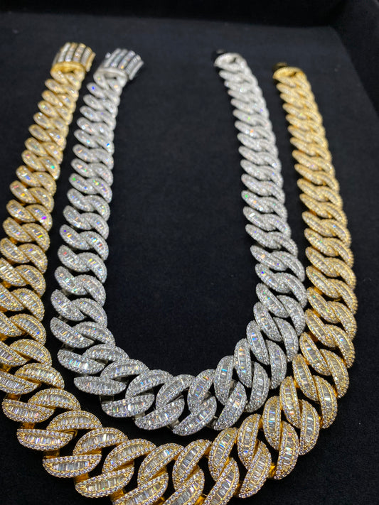 Charmbox Men honeycomb baguette chain gold plated iced out
